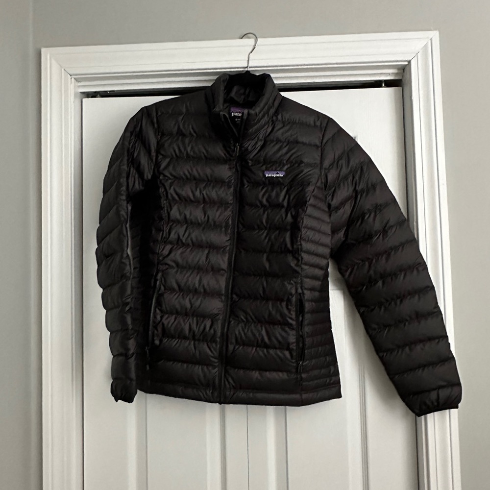 NWT women Patagonia down sweater jacket